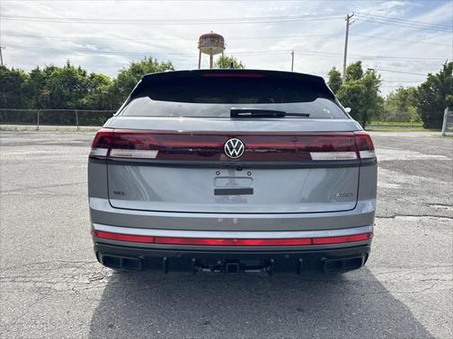 2025 Volkswagen Atlas Cross Sport 2.0T SEL