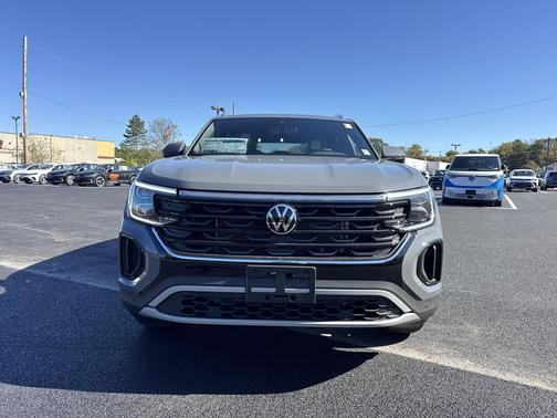 2026 Volkswagen Atlas Cross Sport 2.0T SE w/Technology 4MOTION