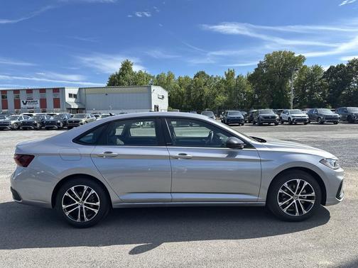 2025 Volkswagen Jetta 1.5T Sport