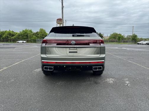 2025 Volkswagen Atlas Cross Sport 2.0T SEL Premium