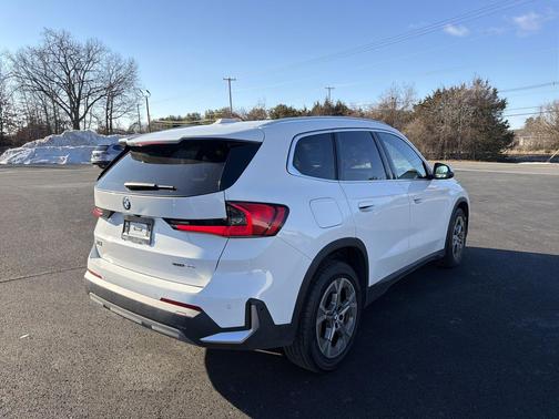 2023 BMW X1 xDrive28i