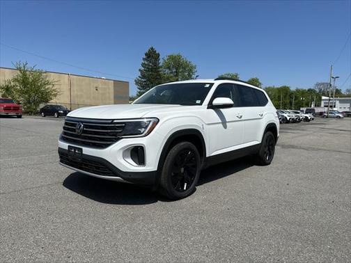 2025 Volkswagen Atlas 2.0T SE w/Technology 4MOTION