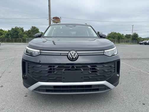 2025 Volkswagen Tiguan 2.0T SE 4MOTION