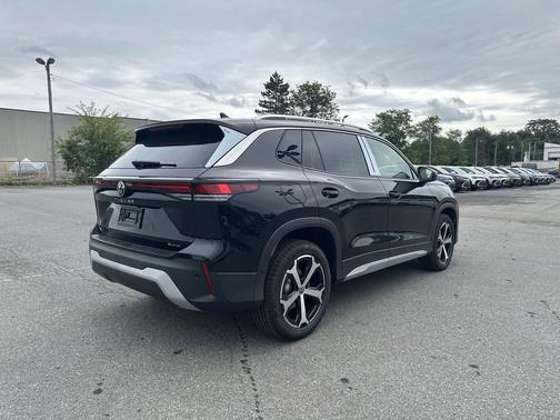 2025 Volkswagen Tiguan 2.0T SE 4MOTION