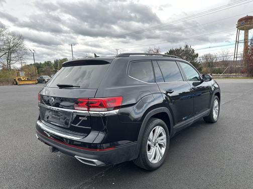 2022 Volkswagen Atlas 3.6L SE w/Technology