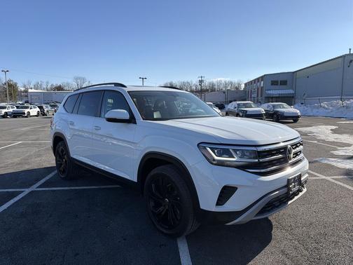 2023 Volkswagen Atlas 3.6L SE w/Technology