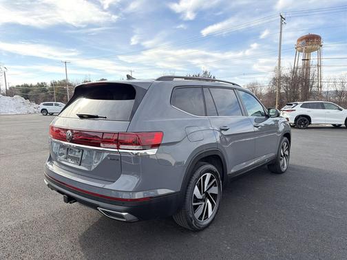 2026 Volkswagen Atlas 2.0T SE w/Technology 4MOTION
