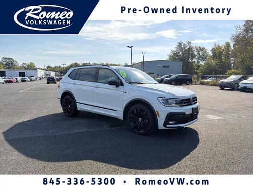 Pure White 2021 Volkswagen Tiguan 2.0T SE R-Line Black 4MOTION