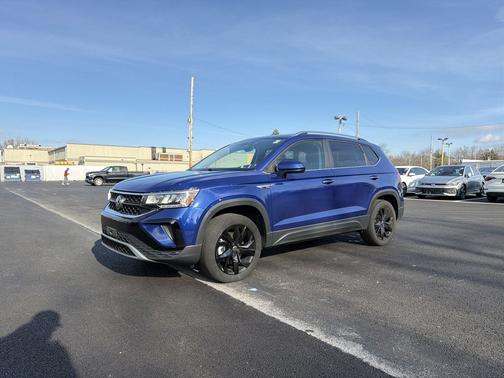 2023 Volkswagen Taos 1.5T SE