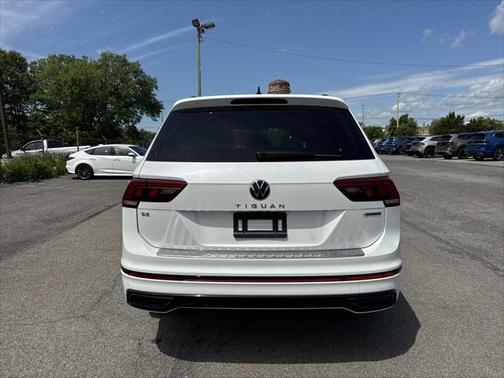 2022 Volkswagen Tiguan 2.0T SE R-Line Black 4MOTION