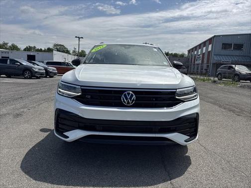 2022 Volkswagen Tiguan 2.0T SE R-Line Black 4MOTION