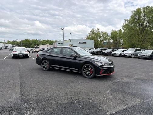Deep Black Pearl 2026 Volkswagen Jetta GLI 2.0T Autobahn