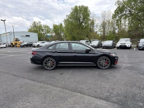 Deep Black Pearl 2026 Volkswagen Jetta GLI 2.0T Autobahn