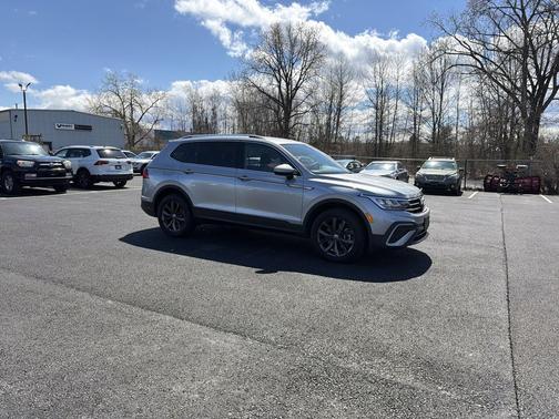 2022 Volkswagen Tiguan 2.0T SE 4MOTION