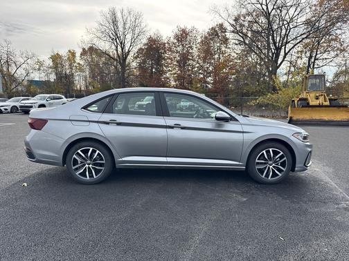 2026 Volkswagen Jetta 1.4T SE