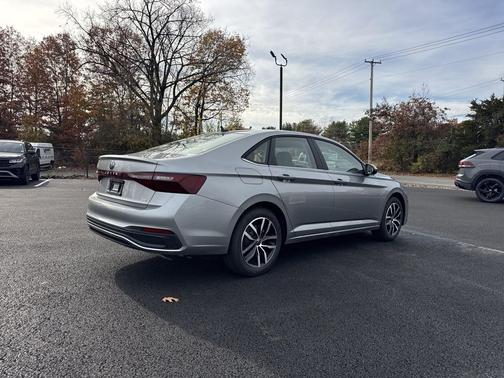 2026 Volkswagen Jetta 1.4T SE