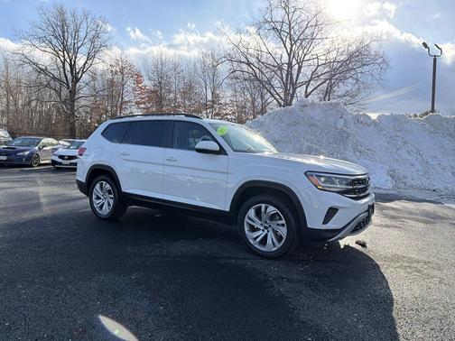 2022 Volkswagen Atlas 3.6L SE w/Technology