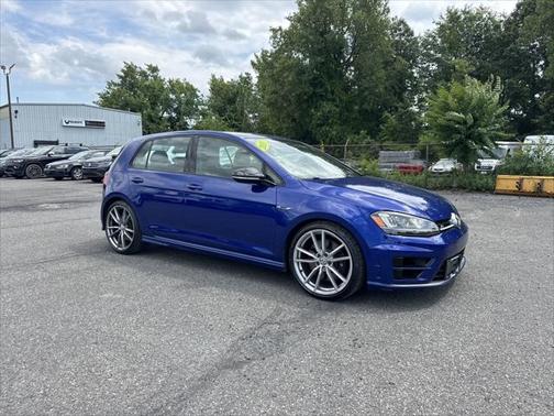 2017 Volkswagen Golf R 2.0T DSG