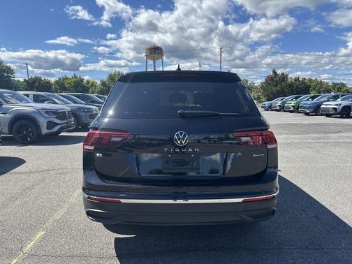 2024 Volkswagen Tiguan 2.0T SE 4MOTION