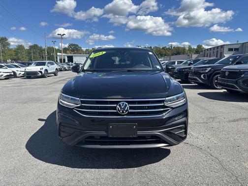 2024 Volkswagen Tiguan 2.0T SE 4MOTION