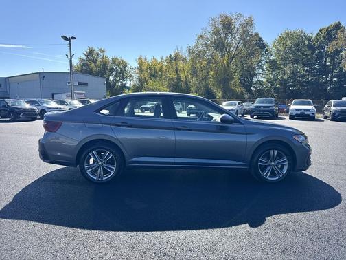2023 Volkswagen Jetta 1.5T SE