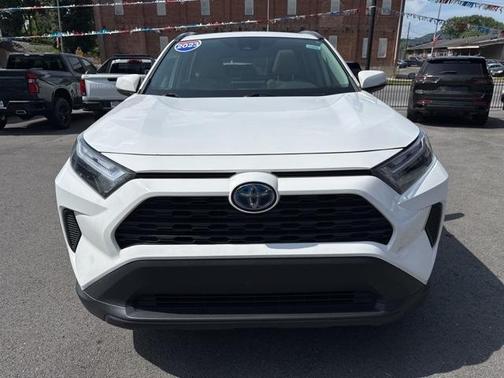 2023 Toyota RAV4 Hybrid XLE