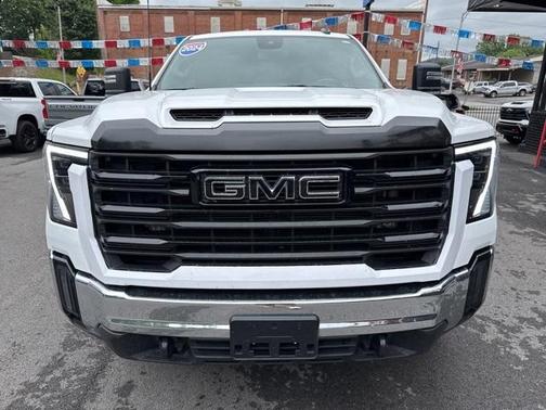 2024 GMC Sierra 2500 Pro