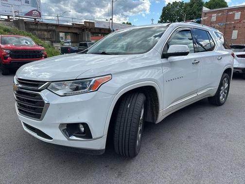 2021 Chevrolet Traverse Premier
