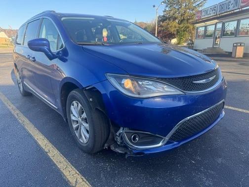 2019 Chrysler Pacifica Touring-L