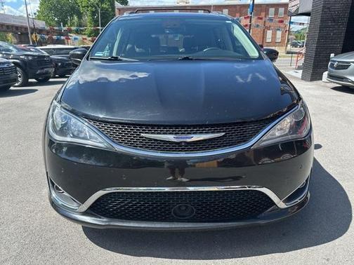 2020 Chrysler Pacifica Touring-L Plus