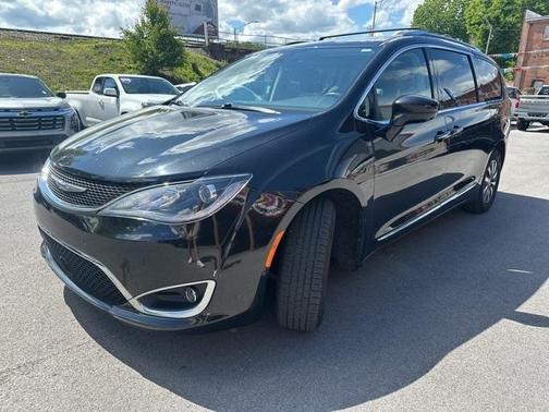 2020 Chrysler Pacifica Touring-L Plus