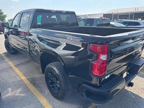 2022 Chevrolet Silverado 1500 Limited Custom Trail Boss