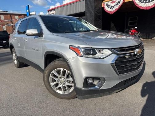 2021 Chevrolet Traverse LT Cloth