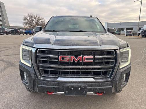 Onyx Black 2023 GMC Yukon AT4