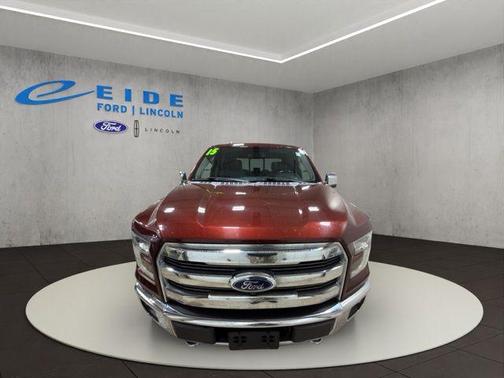 Ruby Red Metallic Tinted Clearcoat 2015 Ford F-150 Lariat