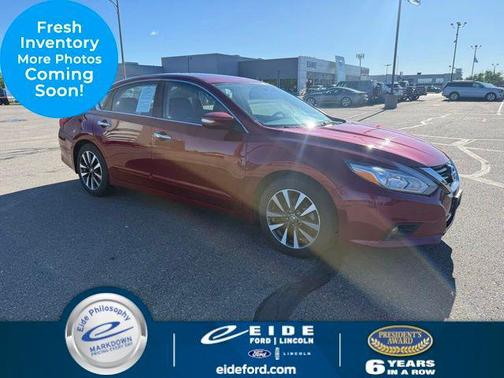 Scarlet Ember 2017 Nissan Altima 2.5 SL