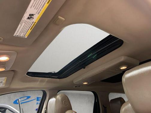 White Diamond Clearcoat 2013 GMC Acadia Denali