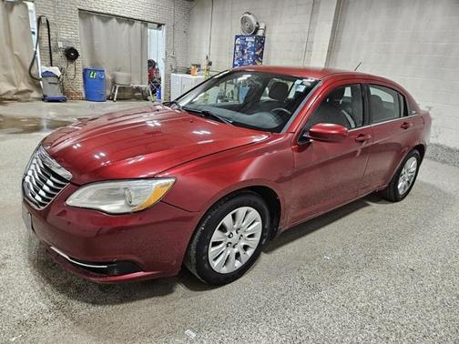 2013 Chrysler 200 LX