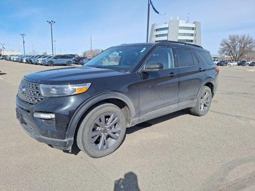 Agate Black Metallic 2023 Ford Explorer XLT