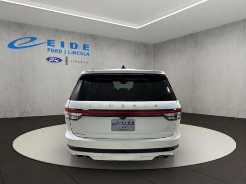 Pristine White Metallic Tri-Coat 2026 Lincoln Aviator Reserve AWD