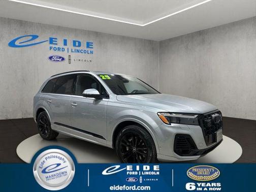 Satellite Silver Metallic 2025 Audi Q7 45 Premium Plus