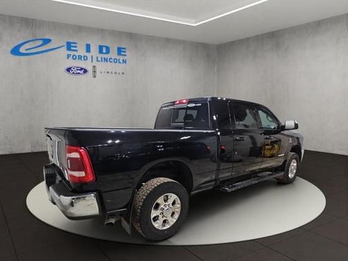 2022 RAM 2500 Big Horn Mega Cab 4x4 6'4'' Box