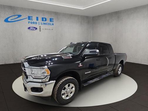 2022 RAM 2500 Big Horn Mega Cab 4x4 6'4'' Box