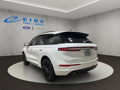 2025 Lincoln Corsair Premiere