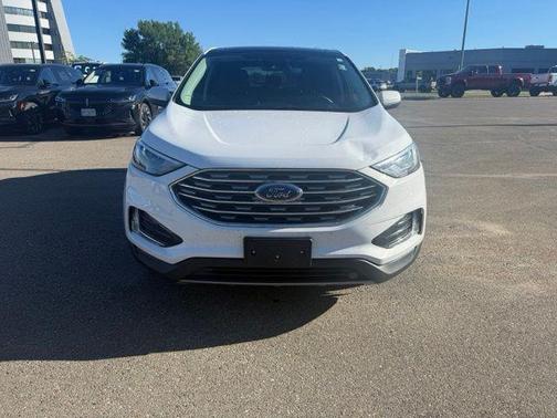Oxford White 2022 Ford Edge SEL