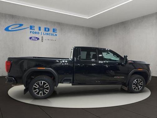 2022 GMC Sierra 2500 AT4