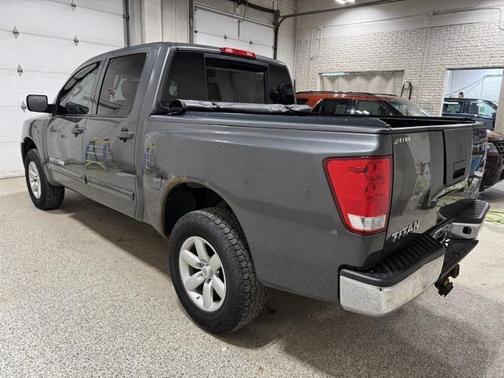 2012 Nissan Titan SV