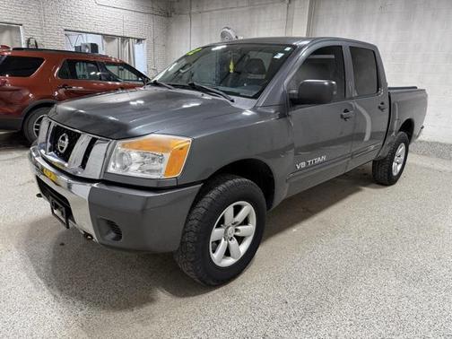 2012 Nissan Titan SV