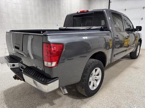 2012 Nissan Titan SV