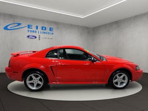2001 Ford Mustang SVT Cobra